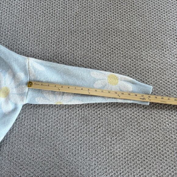 Blue Daisy Cardigan Soft Sweater Small Flower Whimsical Button Cottage Y2K - Picture 8 of 9